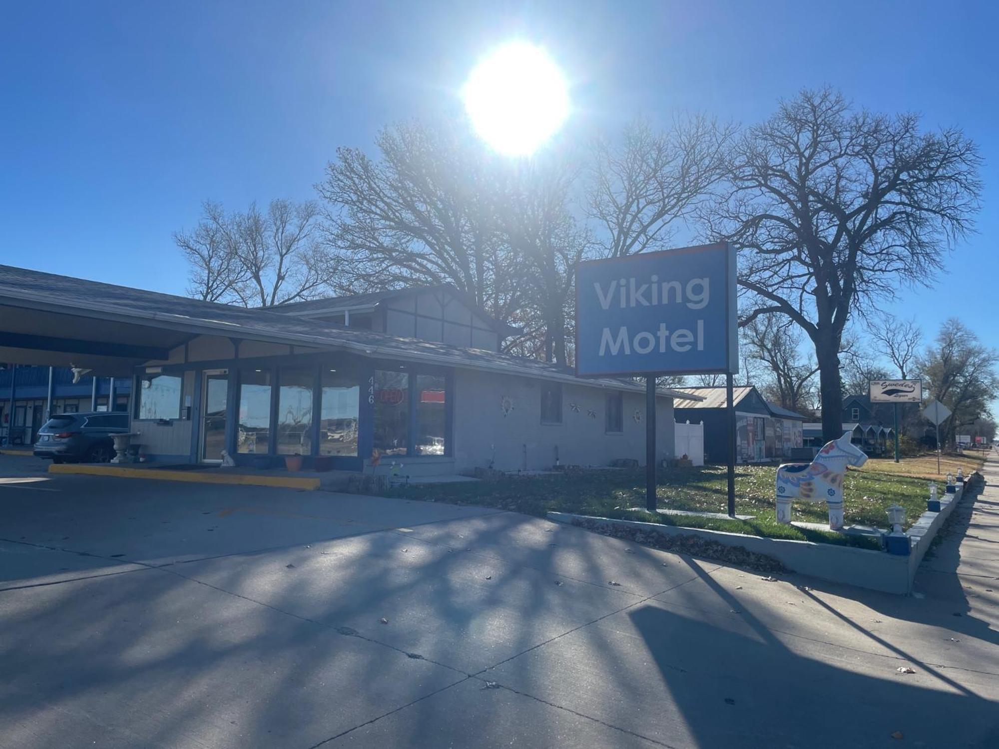 Viking Motel Lindsborg Εξωτερικό φωτογραφία