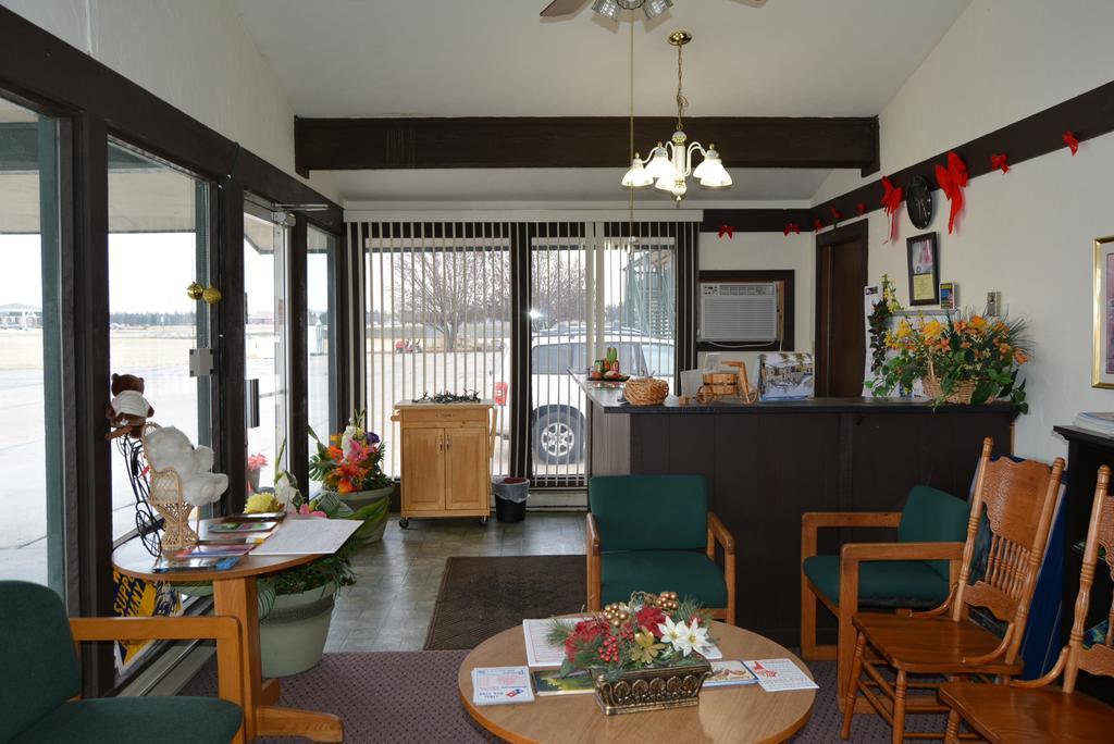 Viking Motel Lindsborg Εξωτερικό φωτογραφία