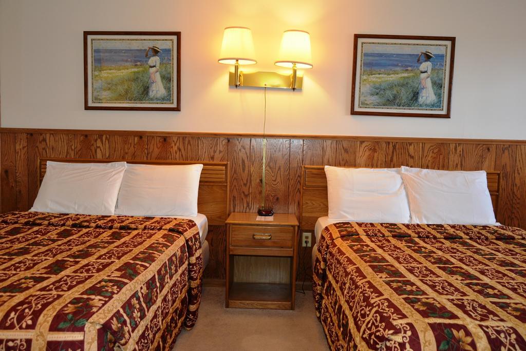 Viking Motel Lindsborg Δωμάτιο φωτογραφία