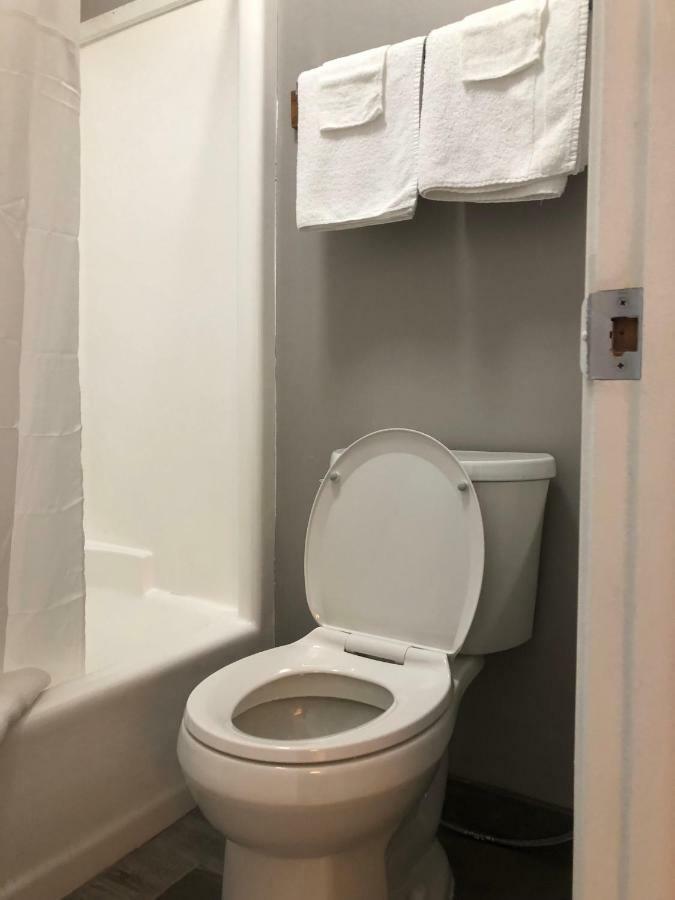 Viking Motel Lindsborg Εξωτερικό φωτογραφία
