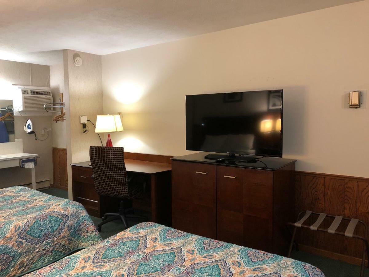 Viking Motel Lindsborg Εξωτερικό φωτογραφία