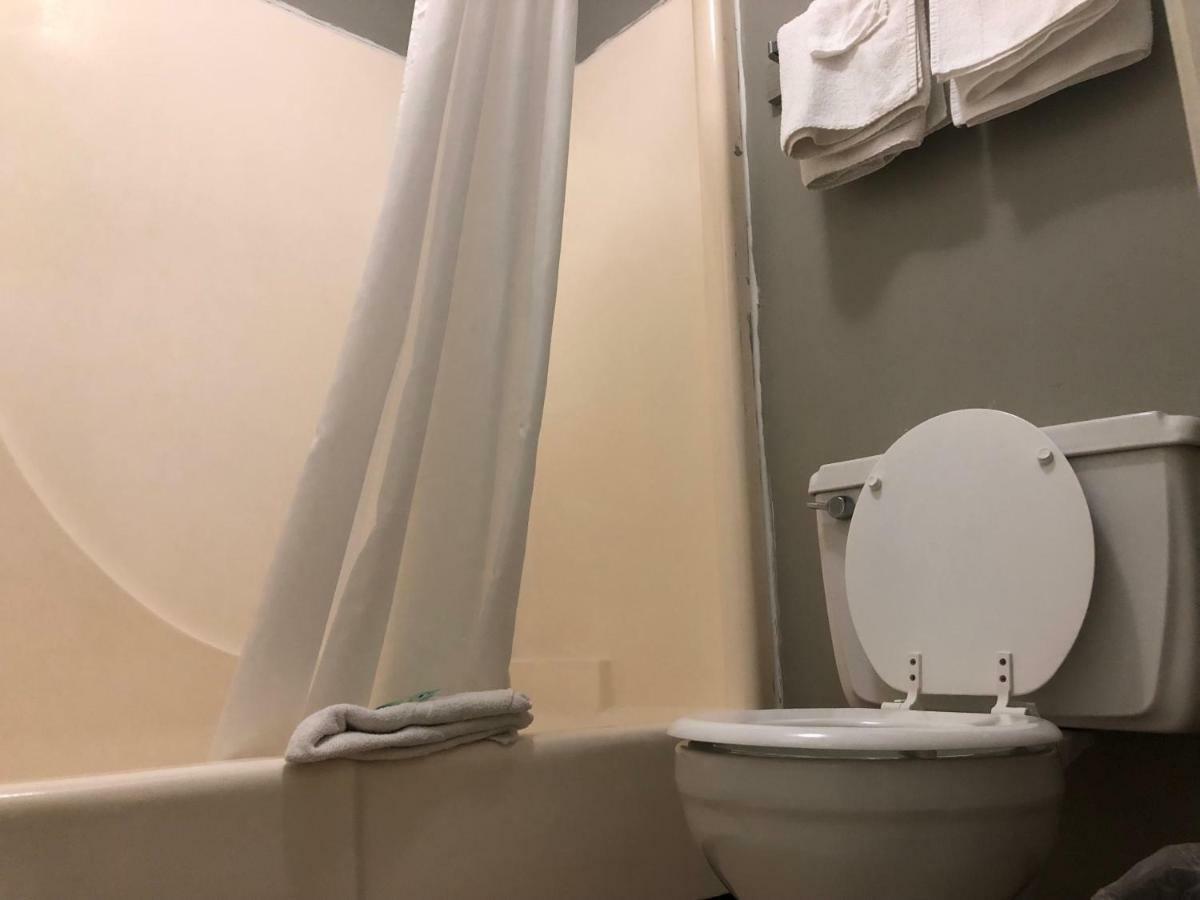 Viking Motel Lindsborg Εξωτερικό φωτογραφία