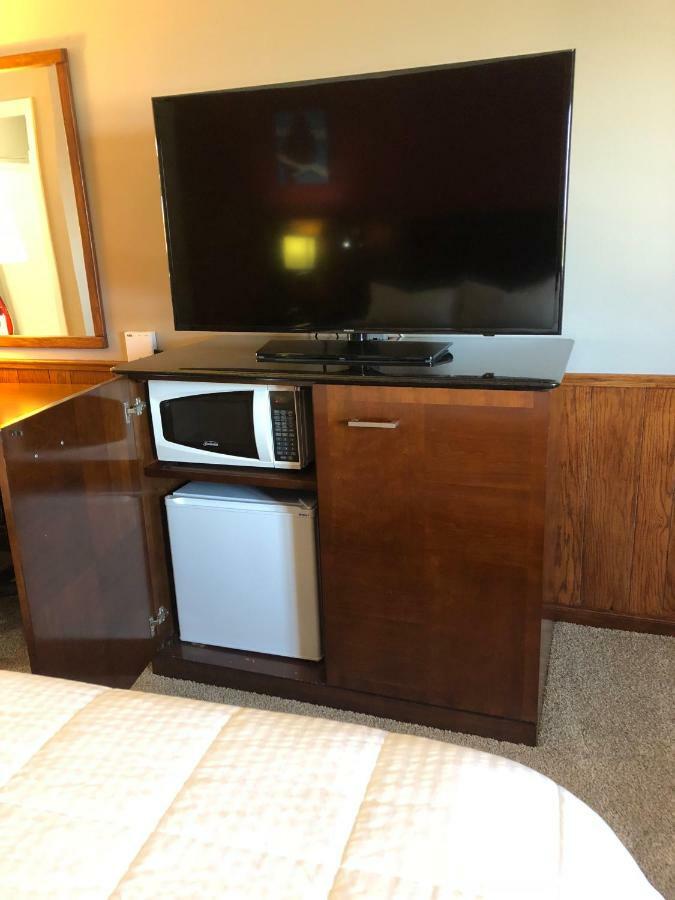 Viking Motel Lindsborg Εξωτερικό φωτογραφία